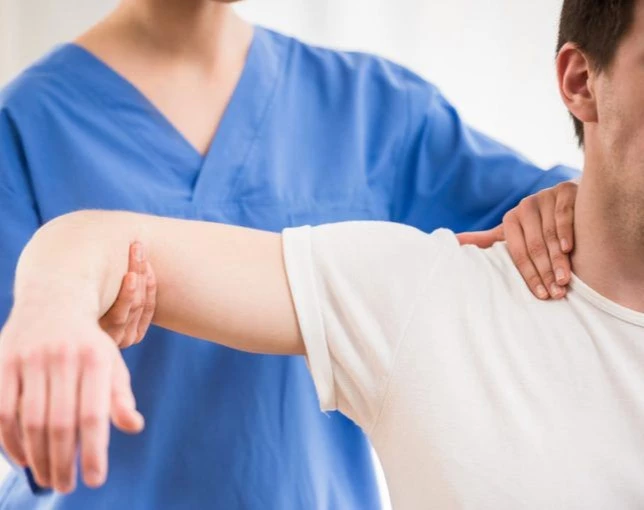 العلاج الطبيعي